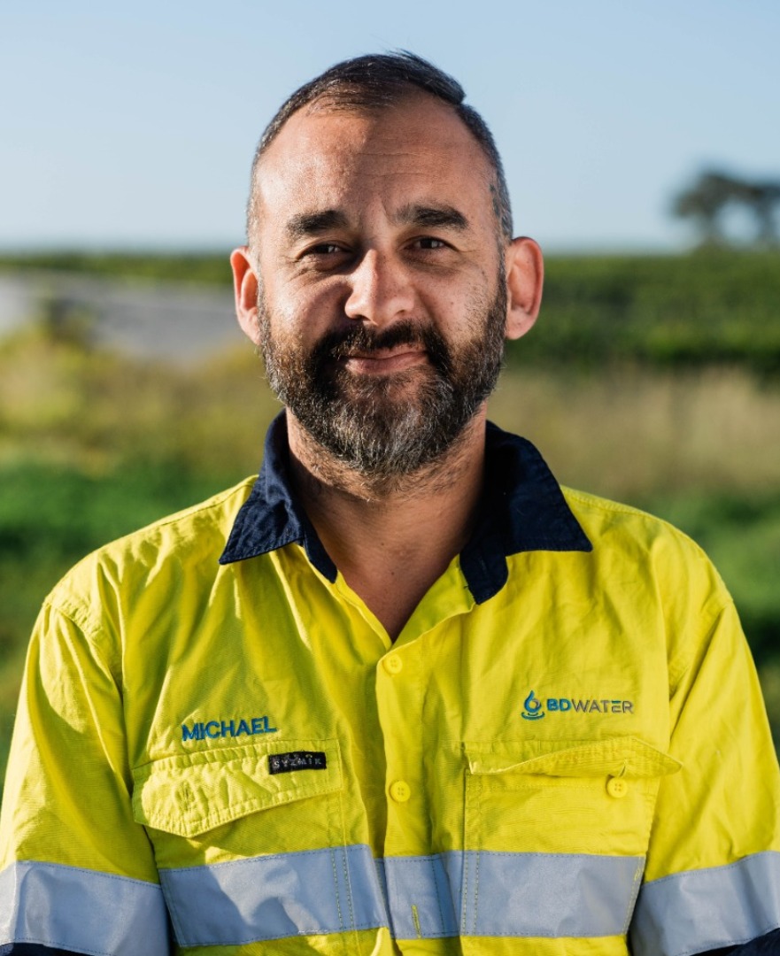 Bores, Licences and Irrigation Who We Are BD Water